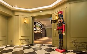 ウルトリップ ホテル